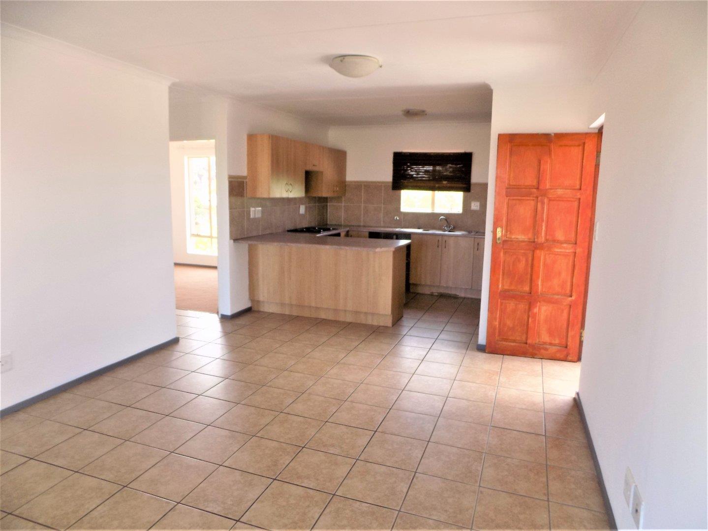 2 Bedroom Apartment / flat for sale in Florida Glen P24113850819