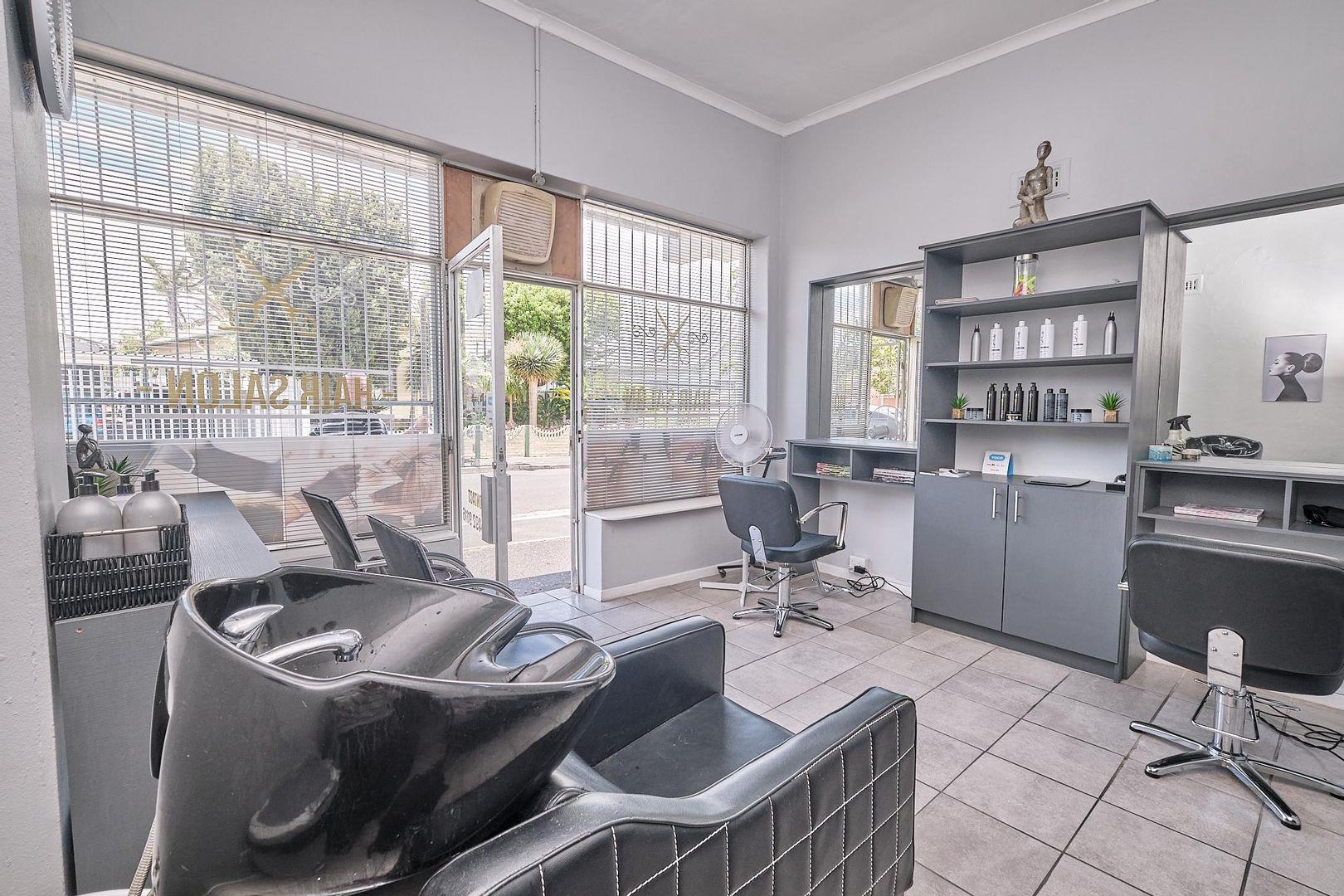 8 Bedroom House for sale in Fairfield Estate P24112060371