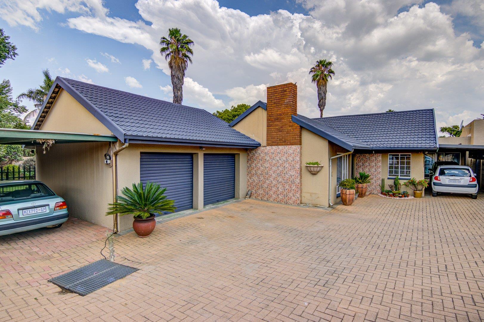 Van Riebeeck Park, Kempton Park Property Property and houses for sale