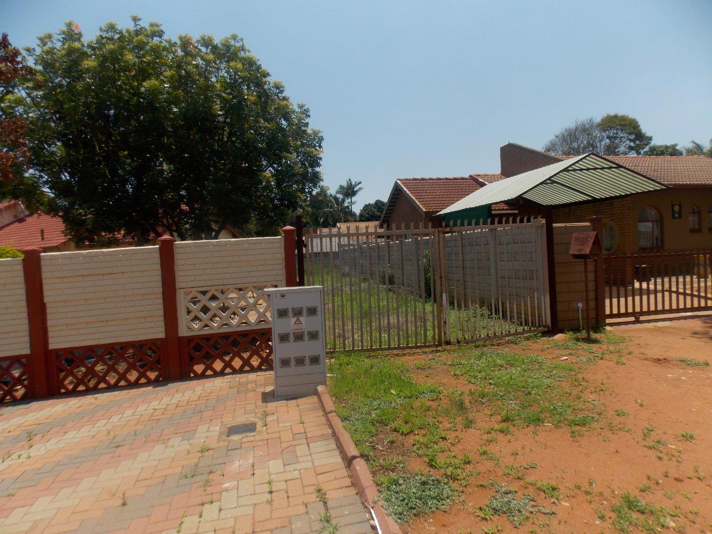 Vacant land / plot for sale in Flora Park P24112062495