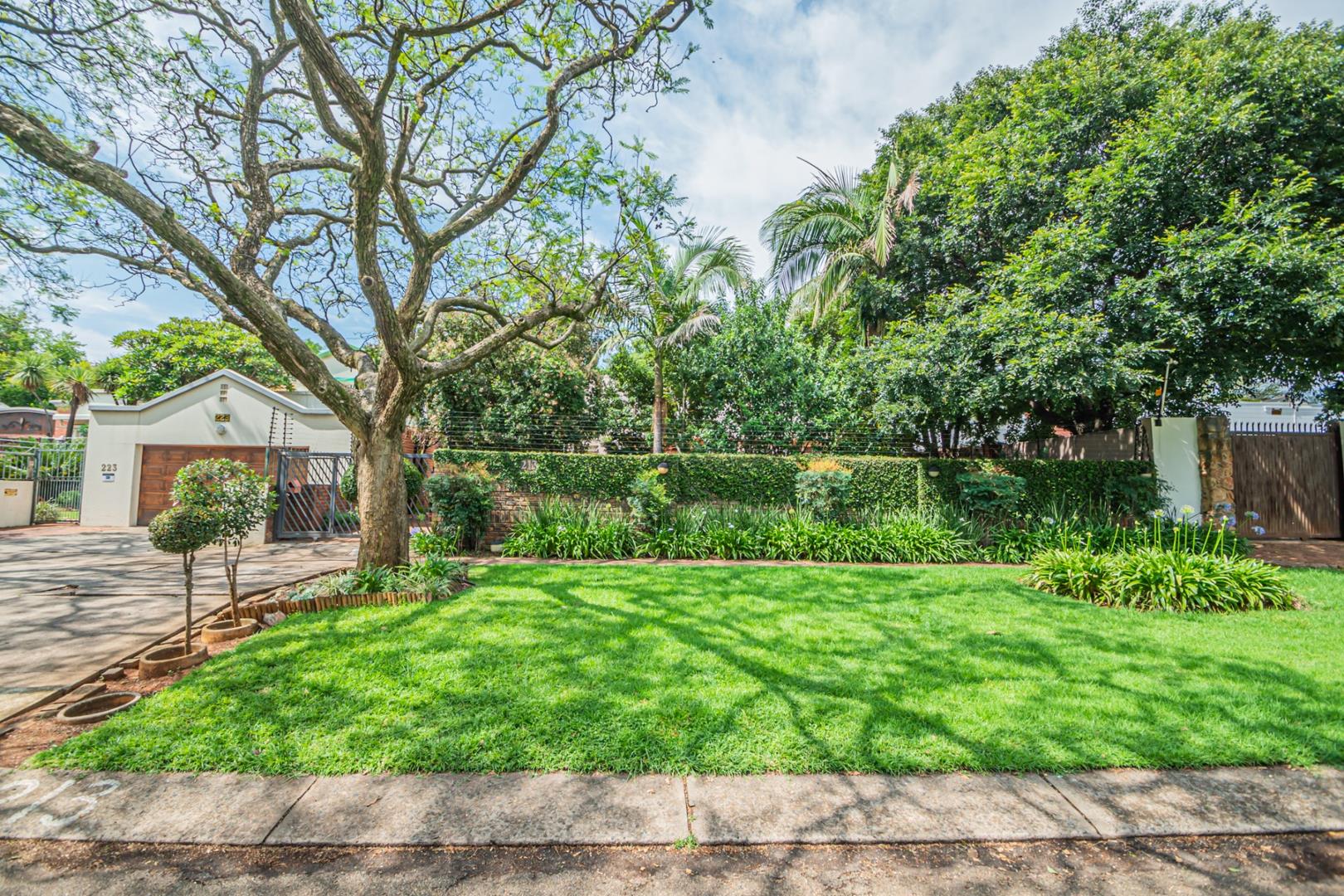 6 Bedroom House for sale in Brooklyn P24112063932