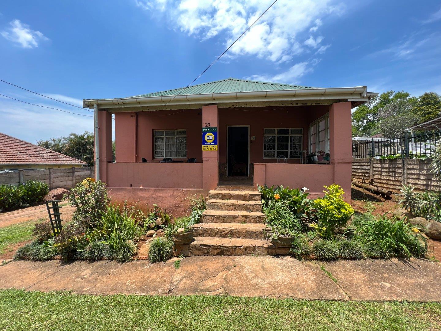 3 Bedroom House for sale in Prestbury P24112064182