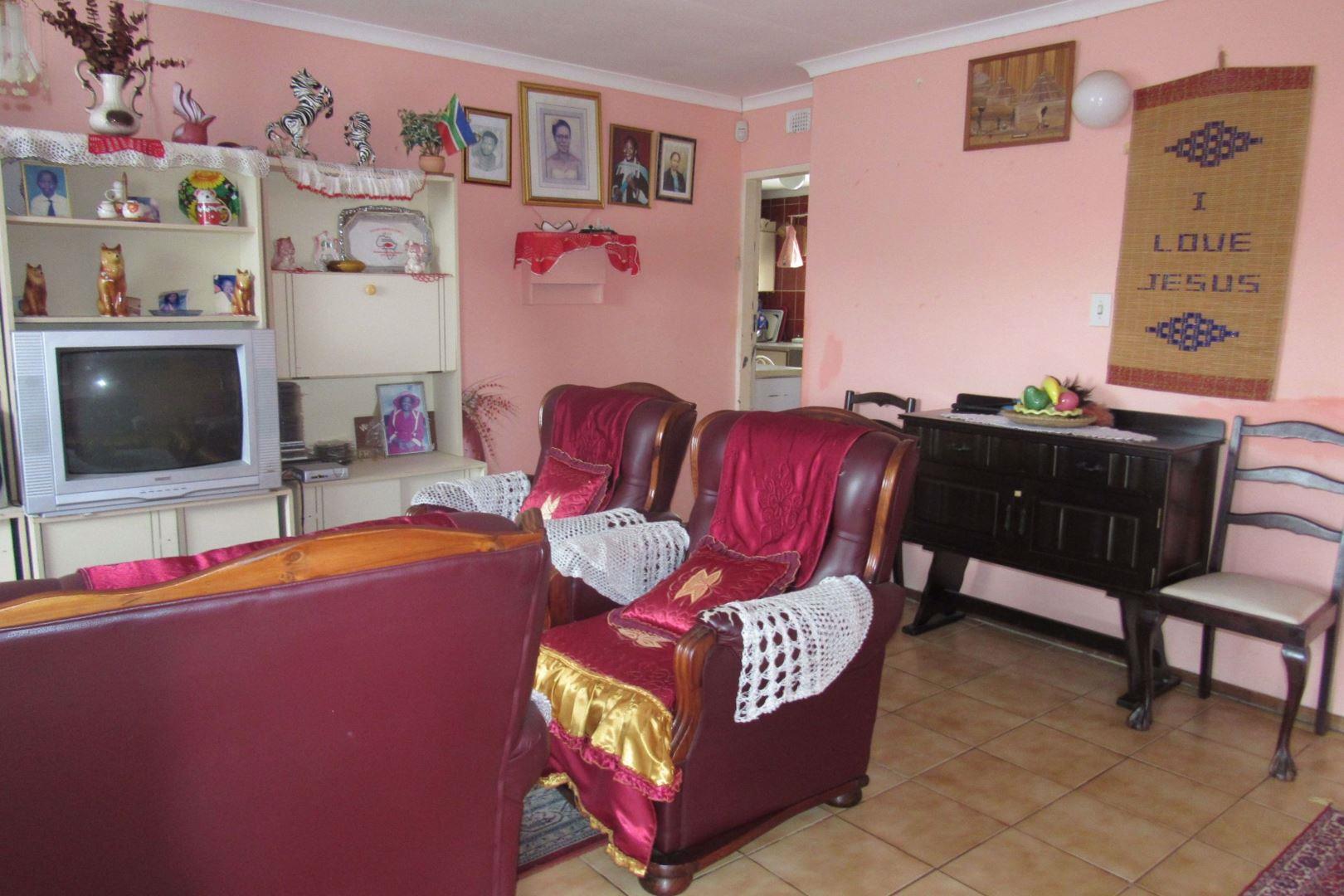 4 Bedroom House for sale in Gamalakhe P24112068937