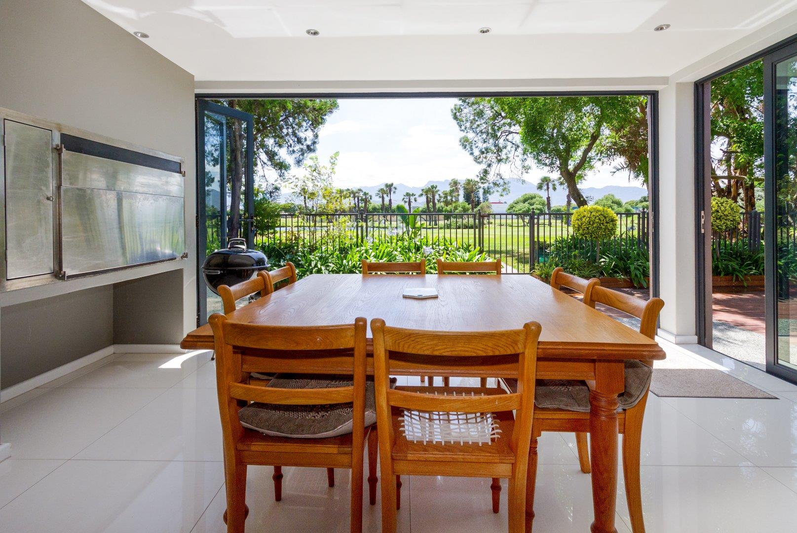 4 Bedroom House for sale in Greenways Golf Estate P24112070248