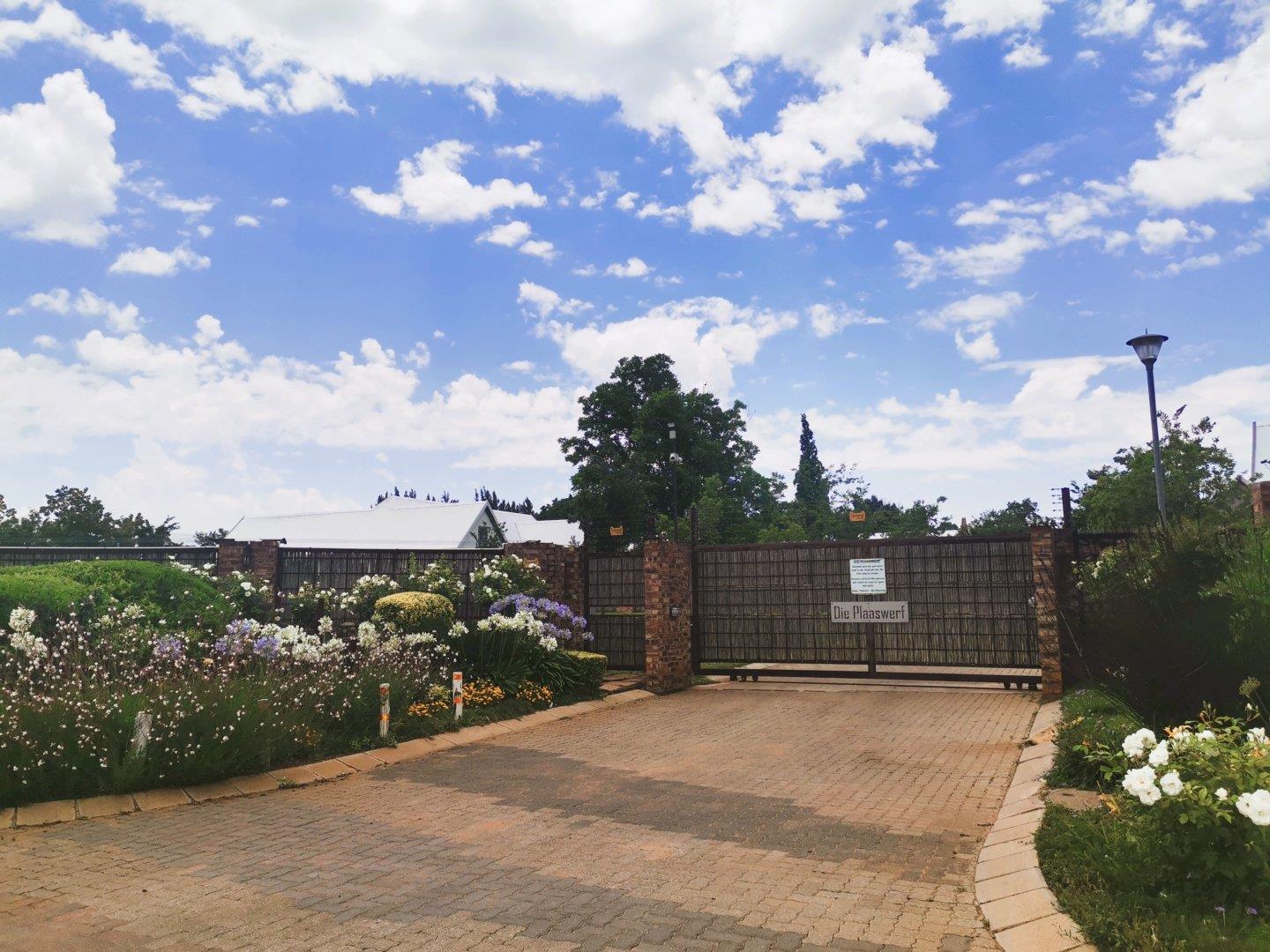 Vacant land / plot for sale in Van Der Hoff Park Erf 967 Van Der Hoff Park, Plaaswerf P24