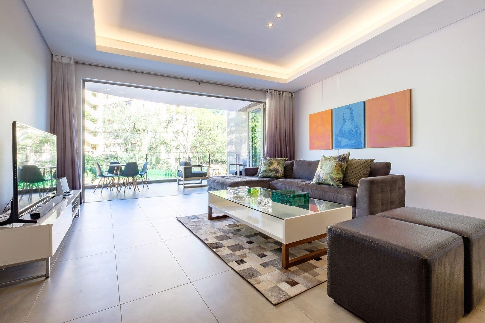 2 Bedroom Apartment / flat for sale in Melrose P24112078813