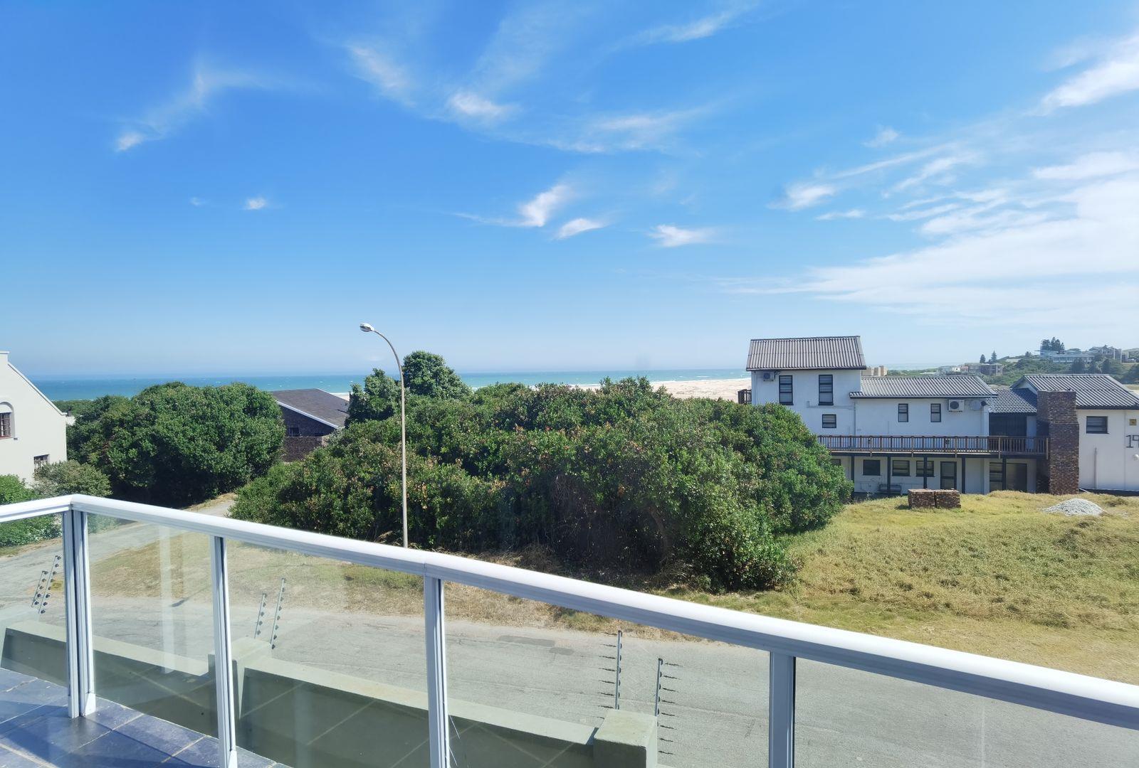 Apartments / flats to rent in Jeffreys Bay Jeffreys Bay Property