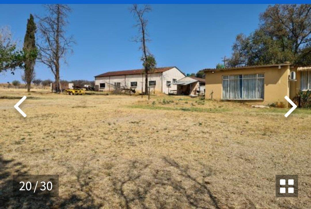 5 Bedroom House for sale in Westonaria 345 Modderfontein P24112728154