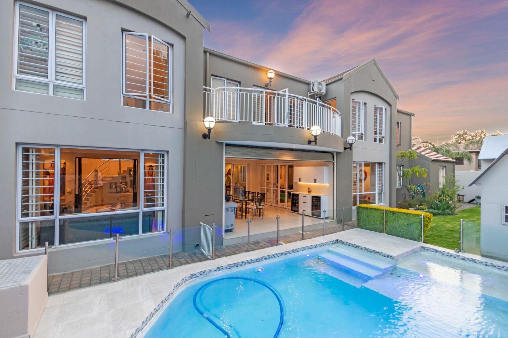 Waverley, Johannesburg Property Houses for sale in Waverley