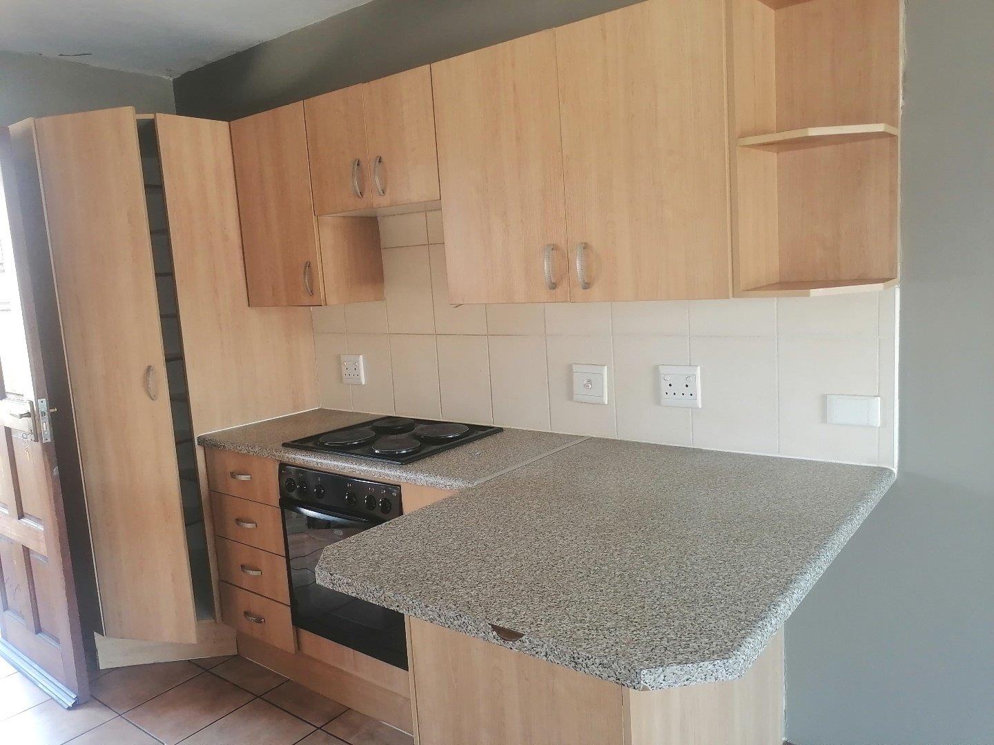 2 Bedroom Apartment / flat to rent in Reyno Ridge P24112097758