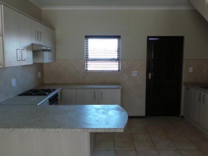 2 Bedroom Townhouse for Sale in Fairways