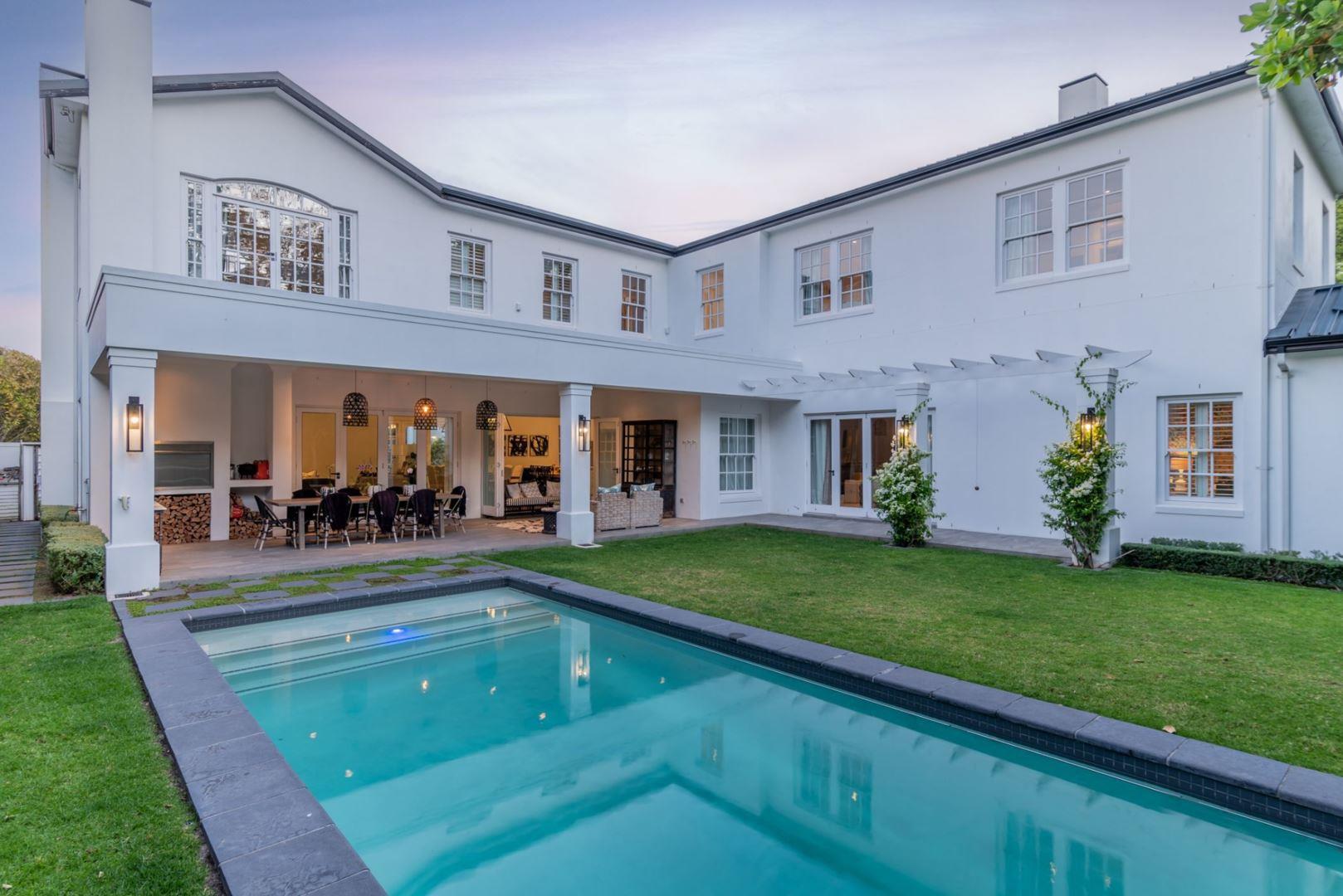 Claremont Upper Property Property and houses for sale in Claremont