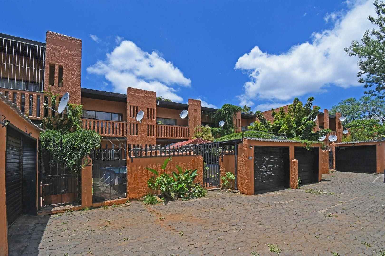 2 Bedroom Apartment / flat for sale in Windsor West 4 Utah, 18