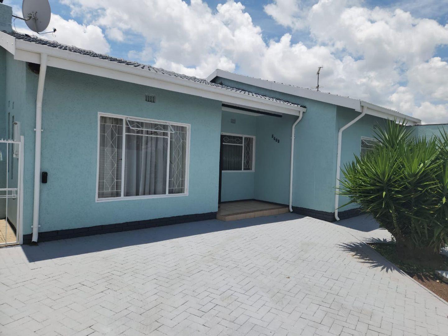 Pimville Zone 5 Property Property and houses to rent in Pimville Zone