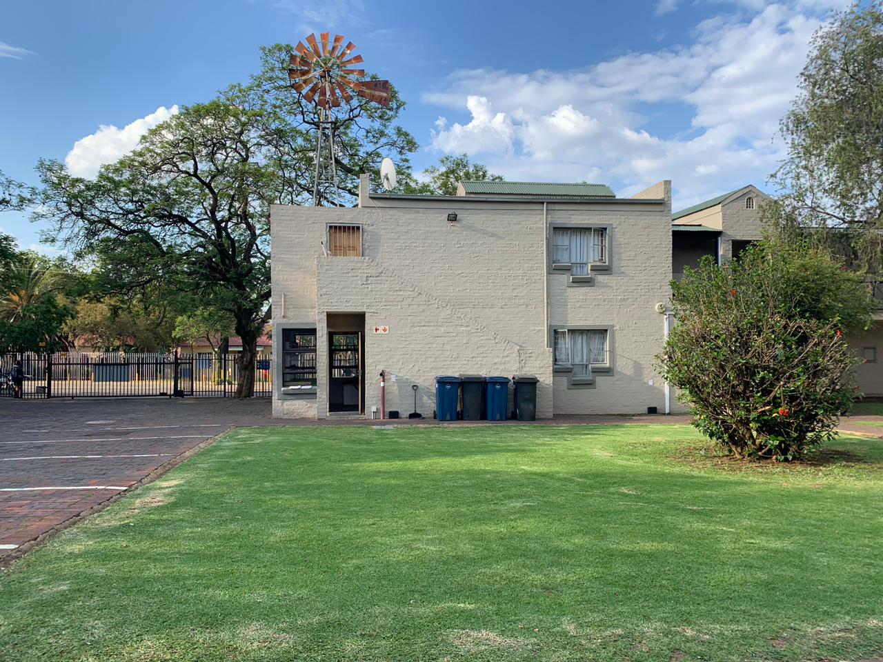 2 Bedroom Apartment / flat for sale in Hatfield 1177 South Street