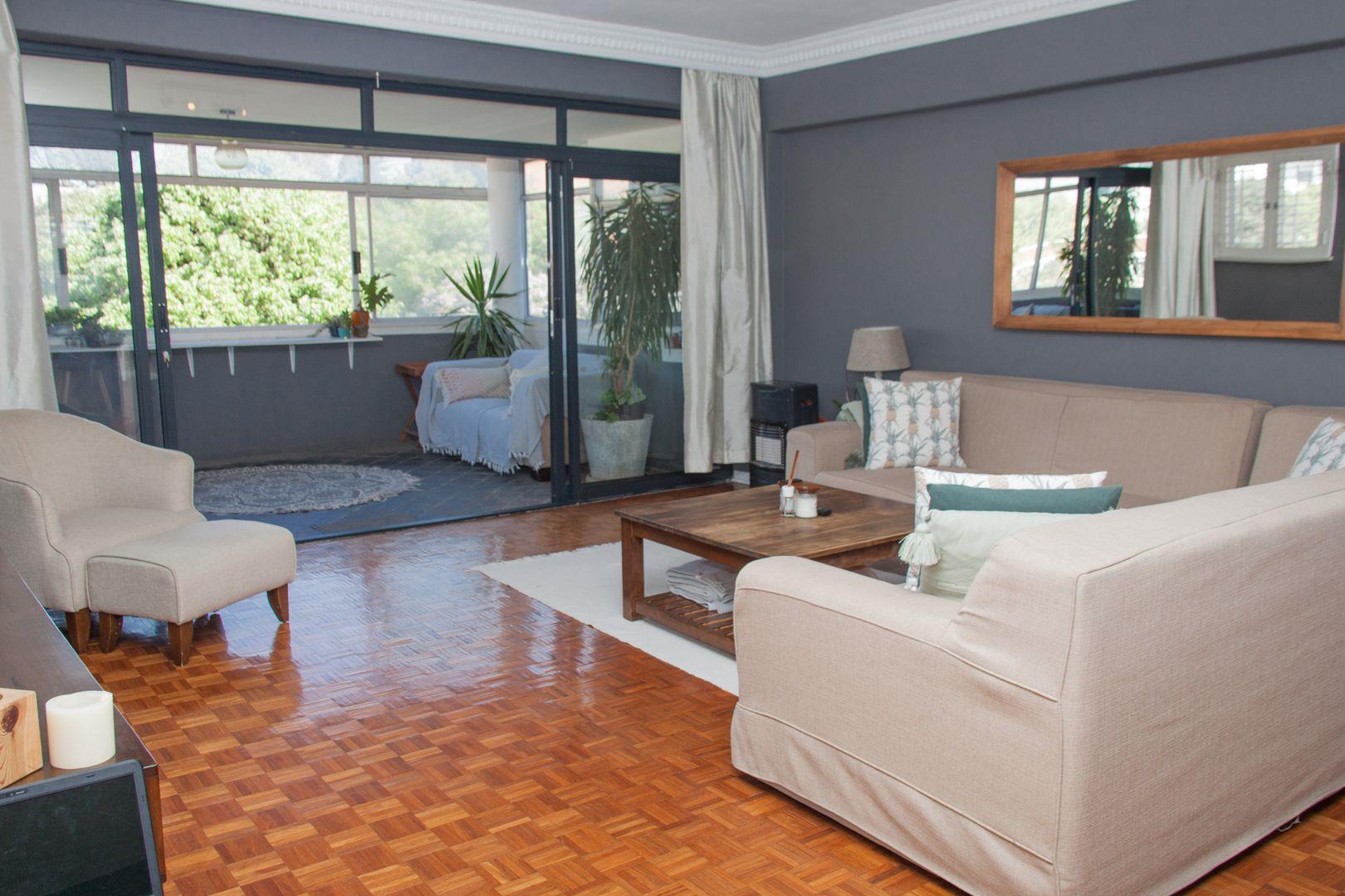 3 Bedroom Apartment / flat for sale in Illovo 403 La Fayette, 11