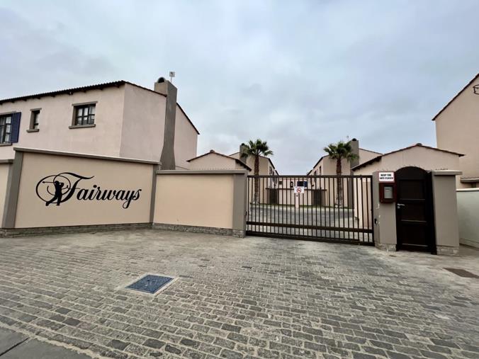2 Bedroom Townhouse for Sale in Fairways