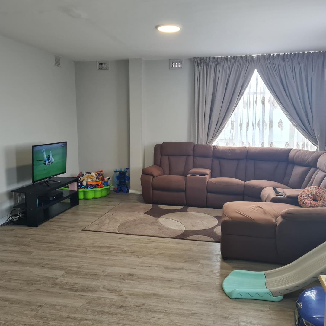 Malvern, Queensburgh Property Apartments / flats to rent in Malvern