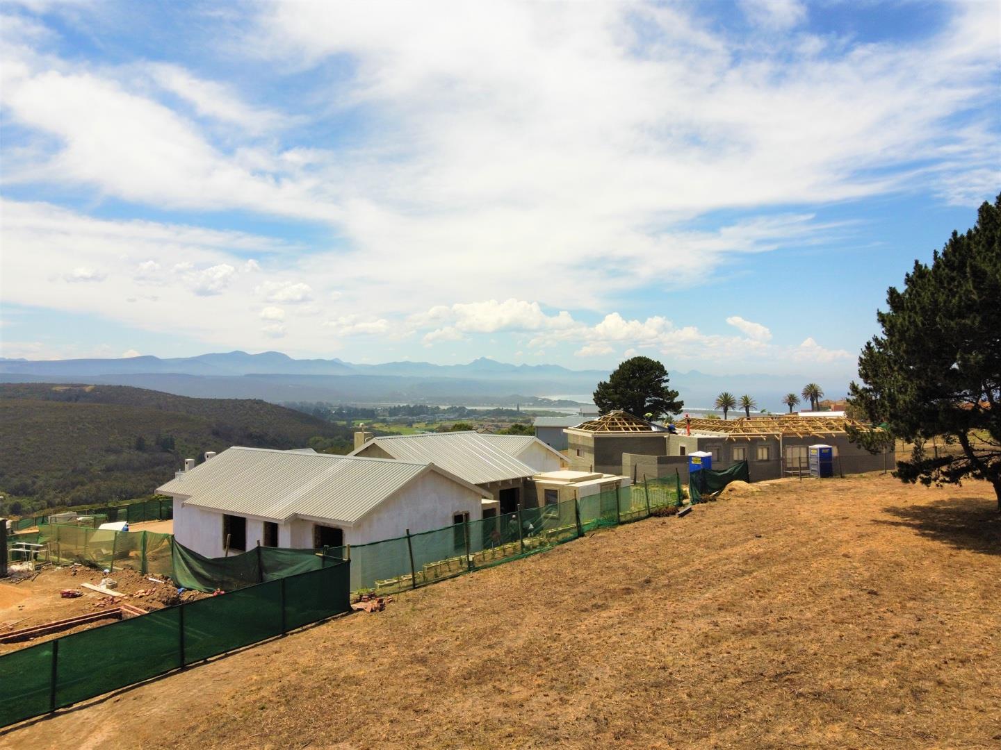 Baron View Property Property and houses for sale in Baron View