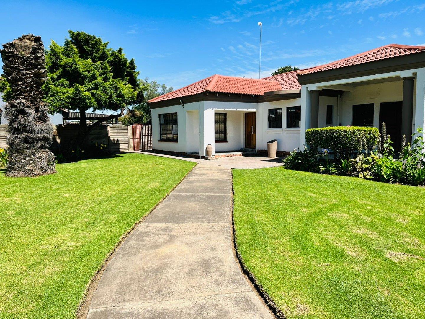 5 Bedroom House for sale in Bedworth Park P24112165400