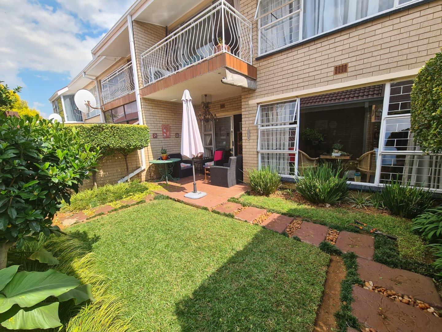 3 Bedroom Townhouse for sale in Three Rivers Proper P24112171690