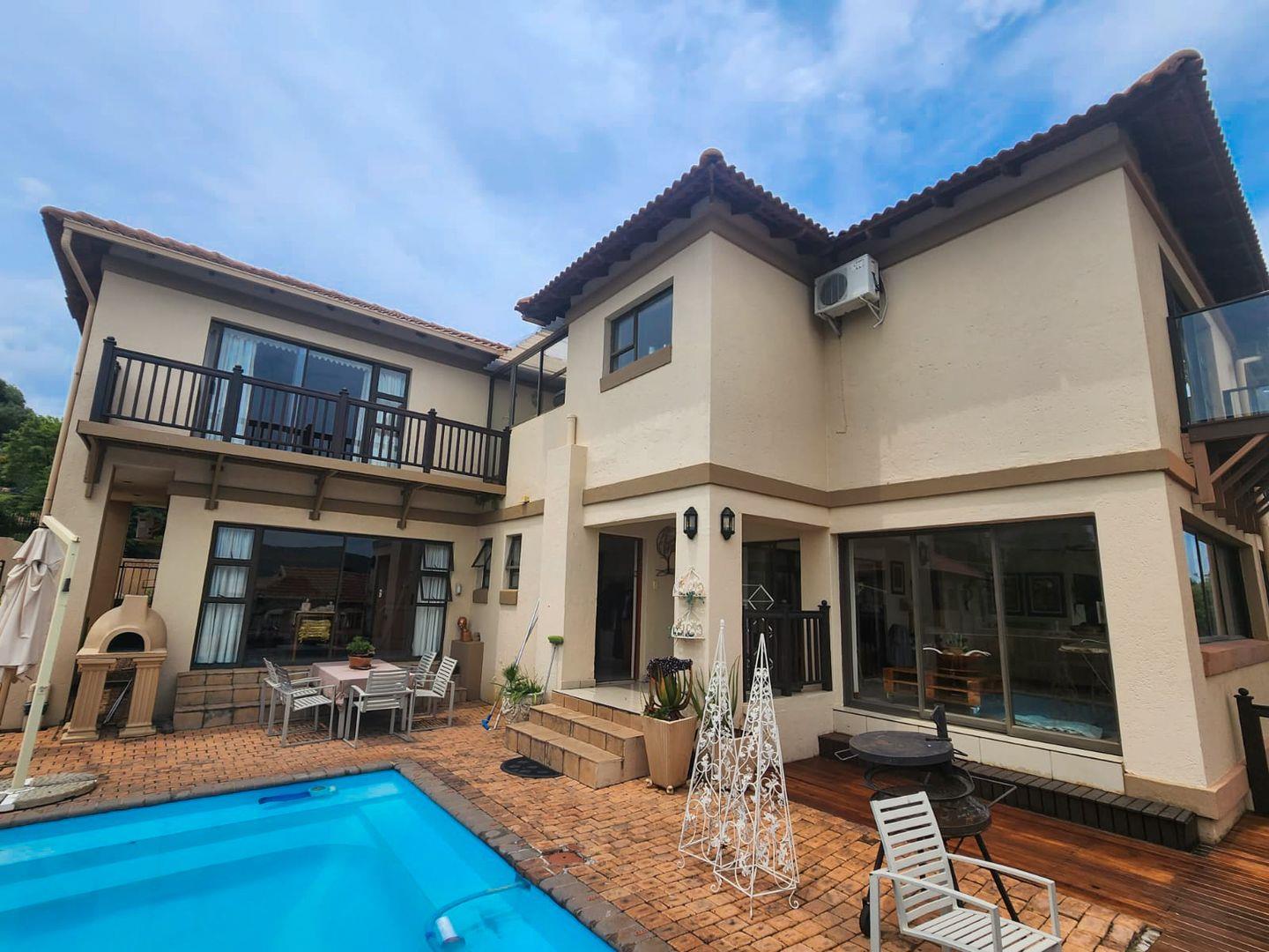 5 Bedroom House for sale in Birdwood Estate 1024 Fish Eagle Street