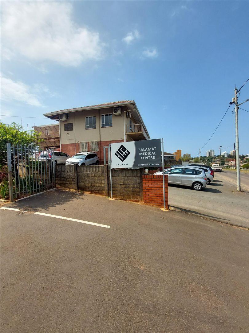 4 Bedroom House to rent in Overport P24112179795