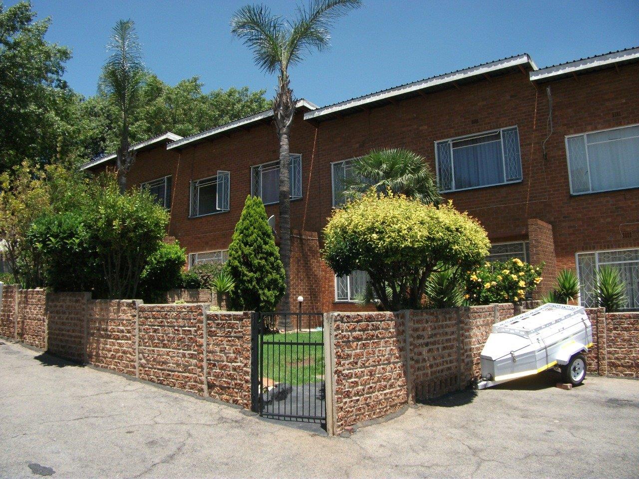 Apartments / flats to rent in Johannesburg Johannesburg Property