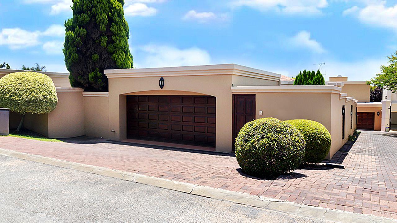 3 Bedroom House for sale in Beverley P24109660497