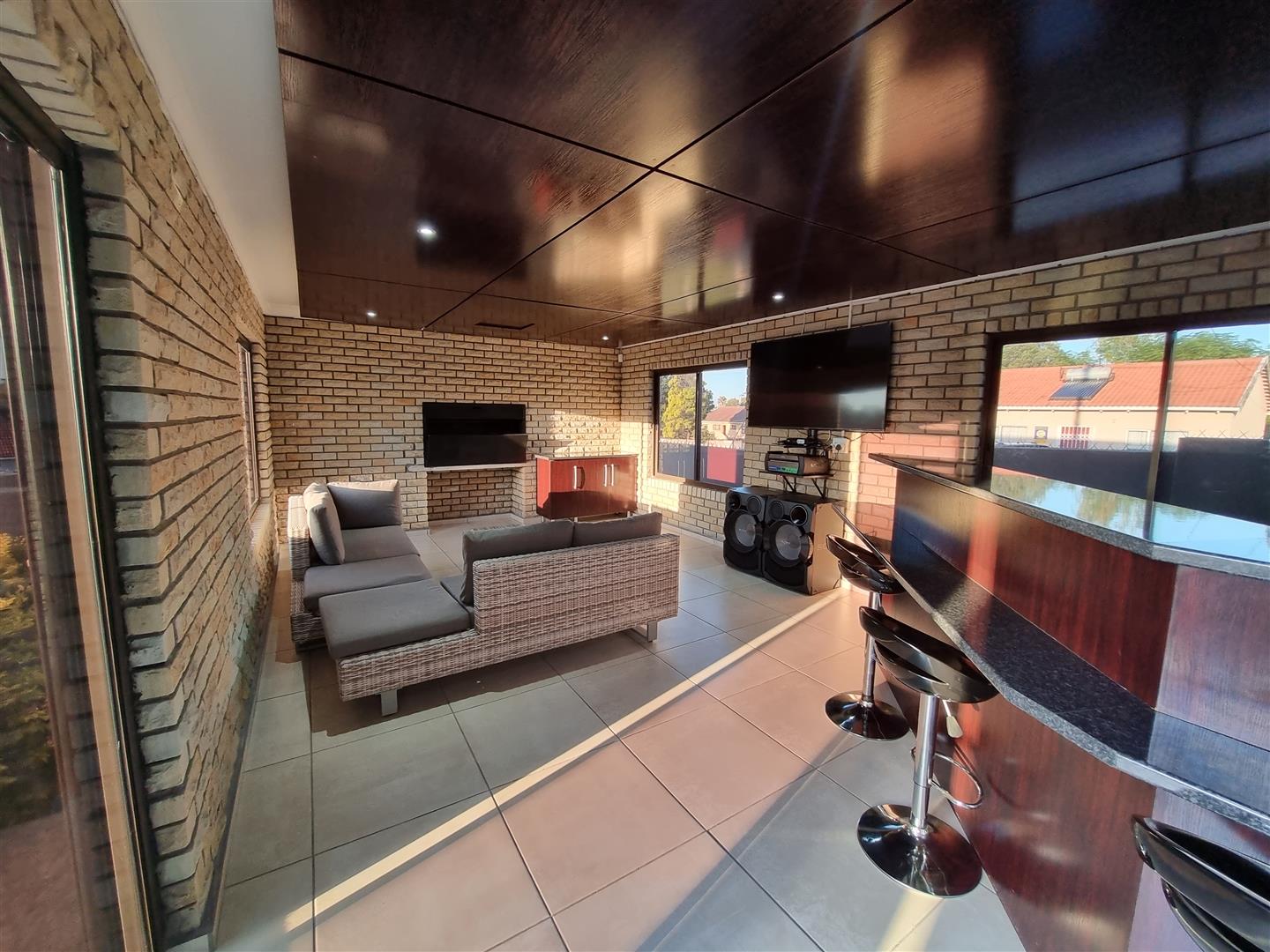 Haven Hills Property Houses for sale in Haven Hills