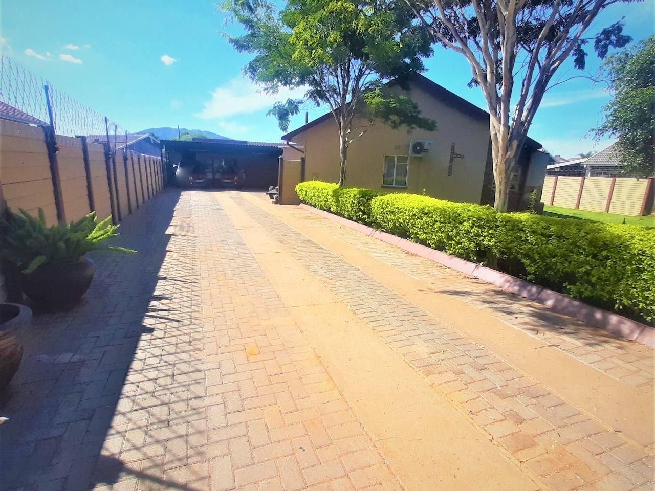 3 Bedroom House for sale in Protea Park P24112200306