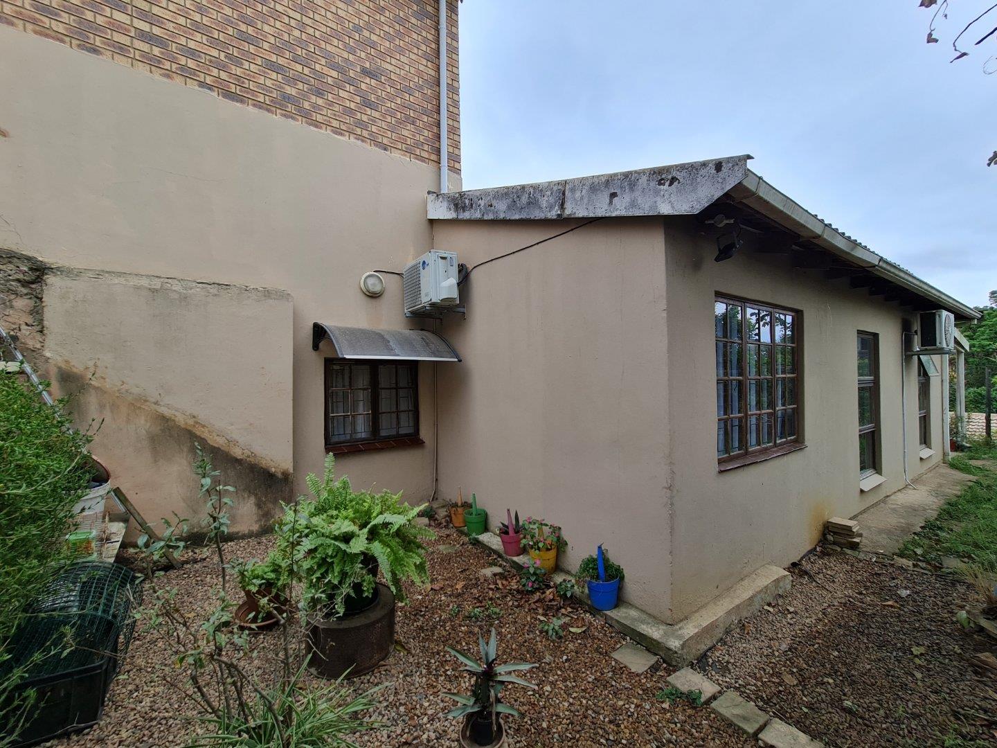 3 Bedroom House for sale in Newlands West P24112204136