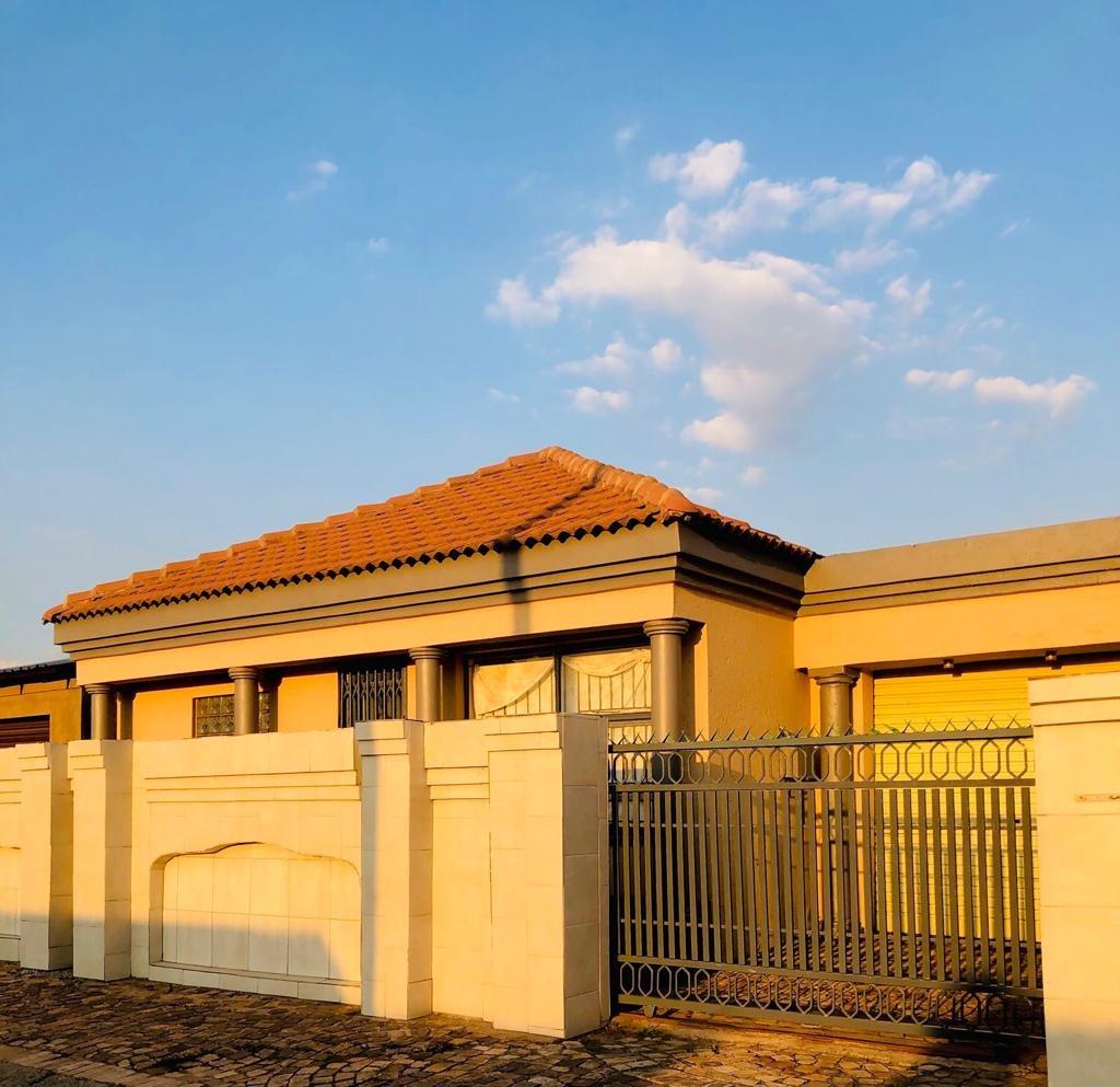 Kagiso, Krugersdorp Property Property and houses to rent in Kagiso