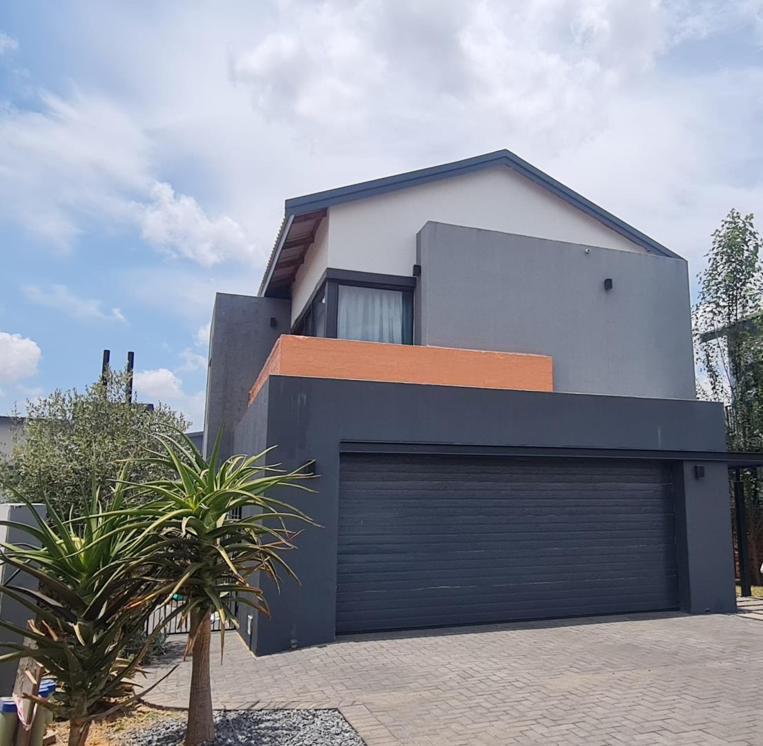 Six Fountains Property Property and houses for sale in Six Fountains Page 11