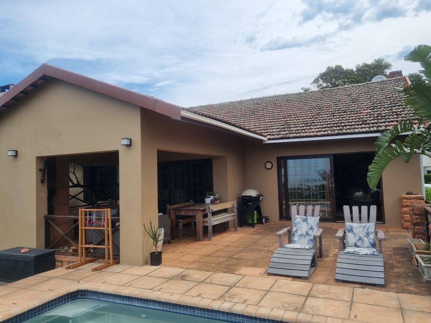 4 Bedroom House for sale in Southbroom P24112215722