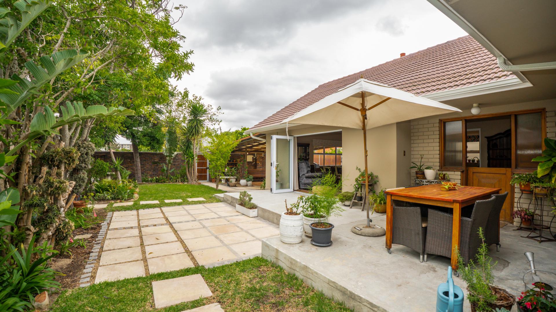 Claremont, Cape Town Property Property and houses for sale in