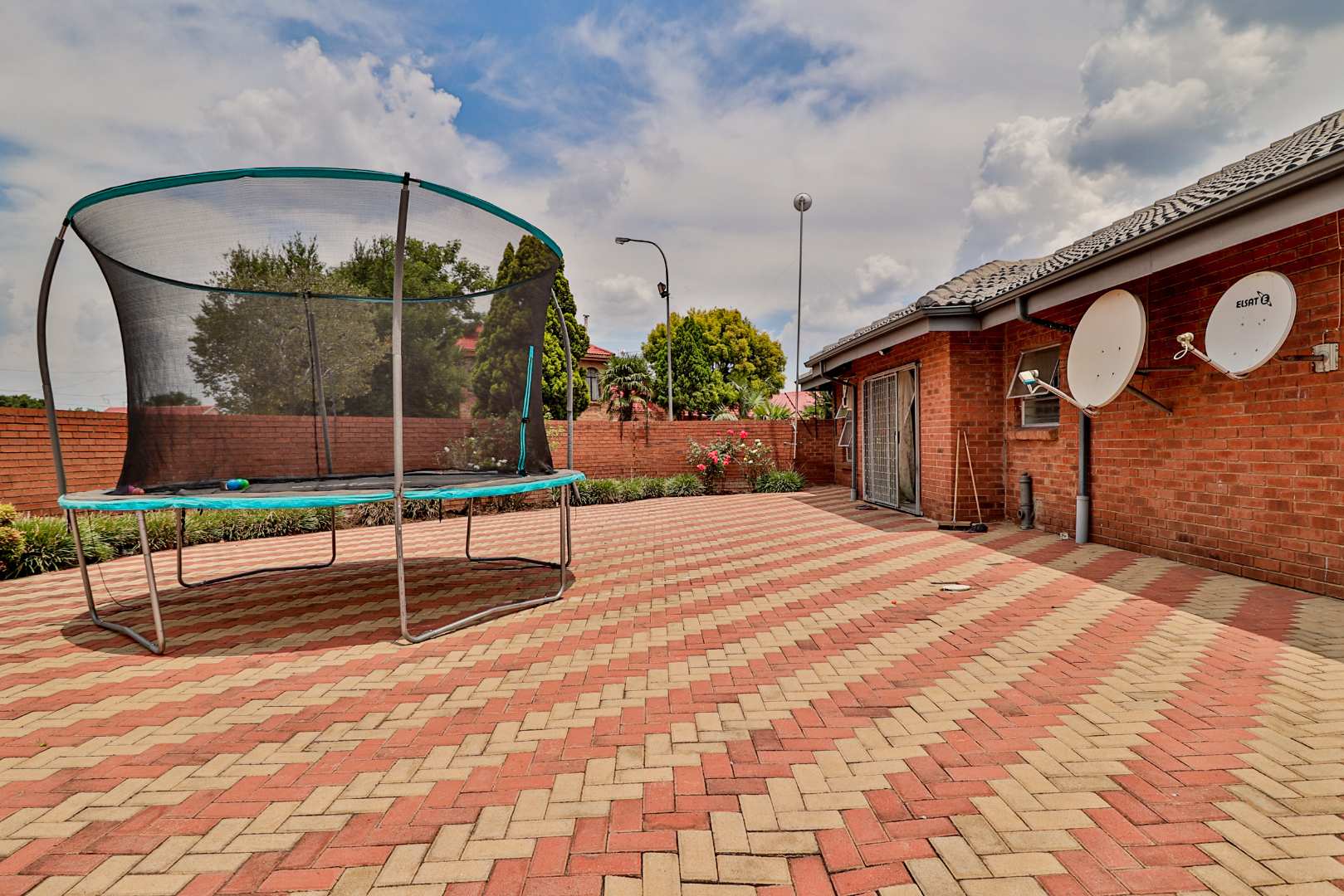 4 Bedroom House for sale in Bakerton P24112219449