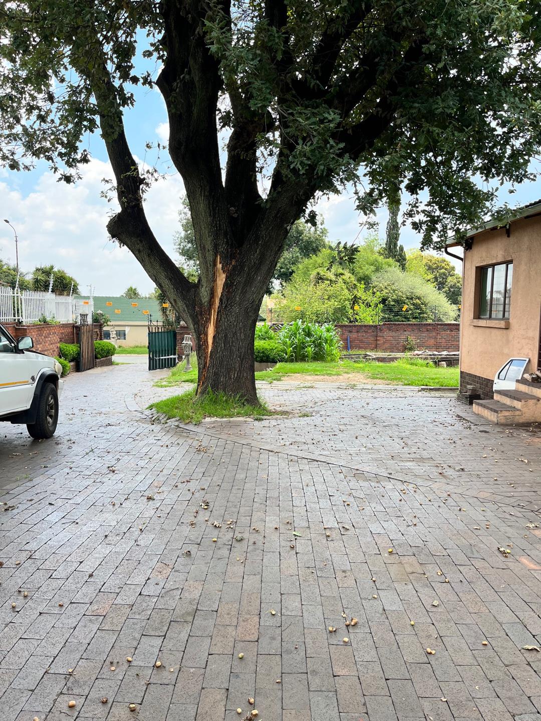 Eastleigh Ridge Property Property and houses for sale in Eastleigh