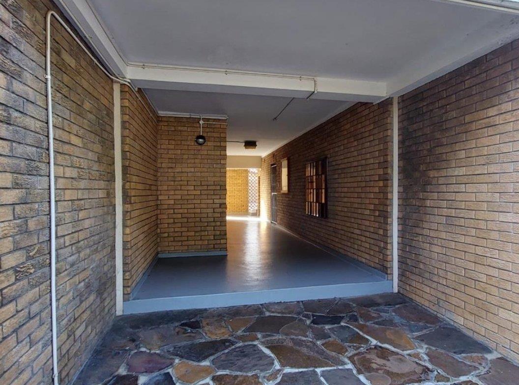 Apartments / flats for sale in Goodwood Goodwood Property