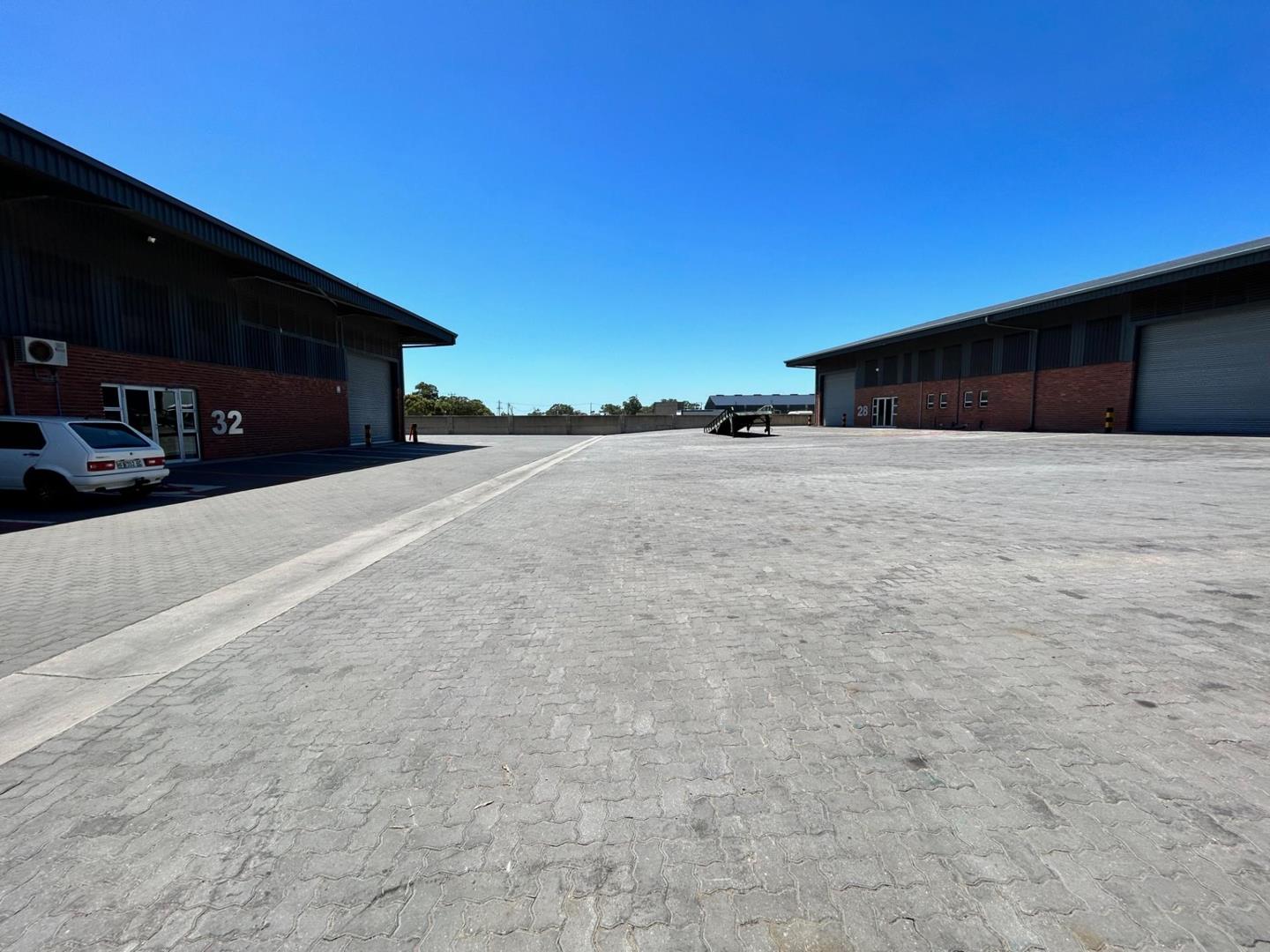 Industrial property to rent in Greenbushes P24112224816