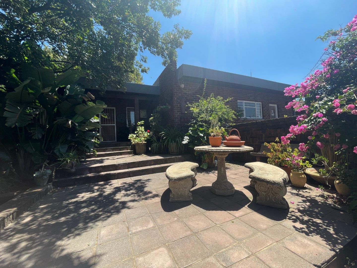 3 Bedroom House for sale in Albemarle Ext 2 P24112228968