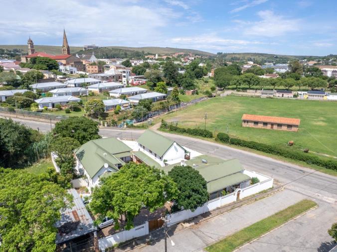 3 Bedroom House for Sale in Grahamstown Central