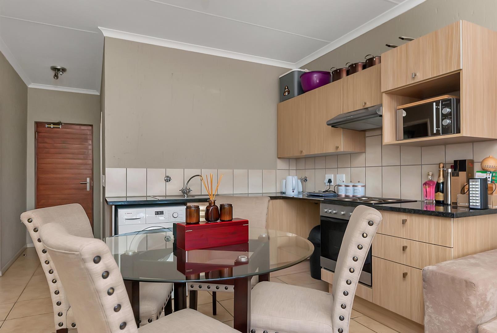 2 Bedroom Apartment / flat for sale in Ferndale 1 Bottle Brush P24