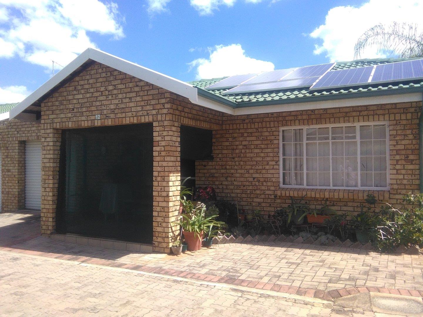 1 Bedroom House for sale in BelaBela Ext 2 P24112231949