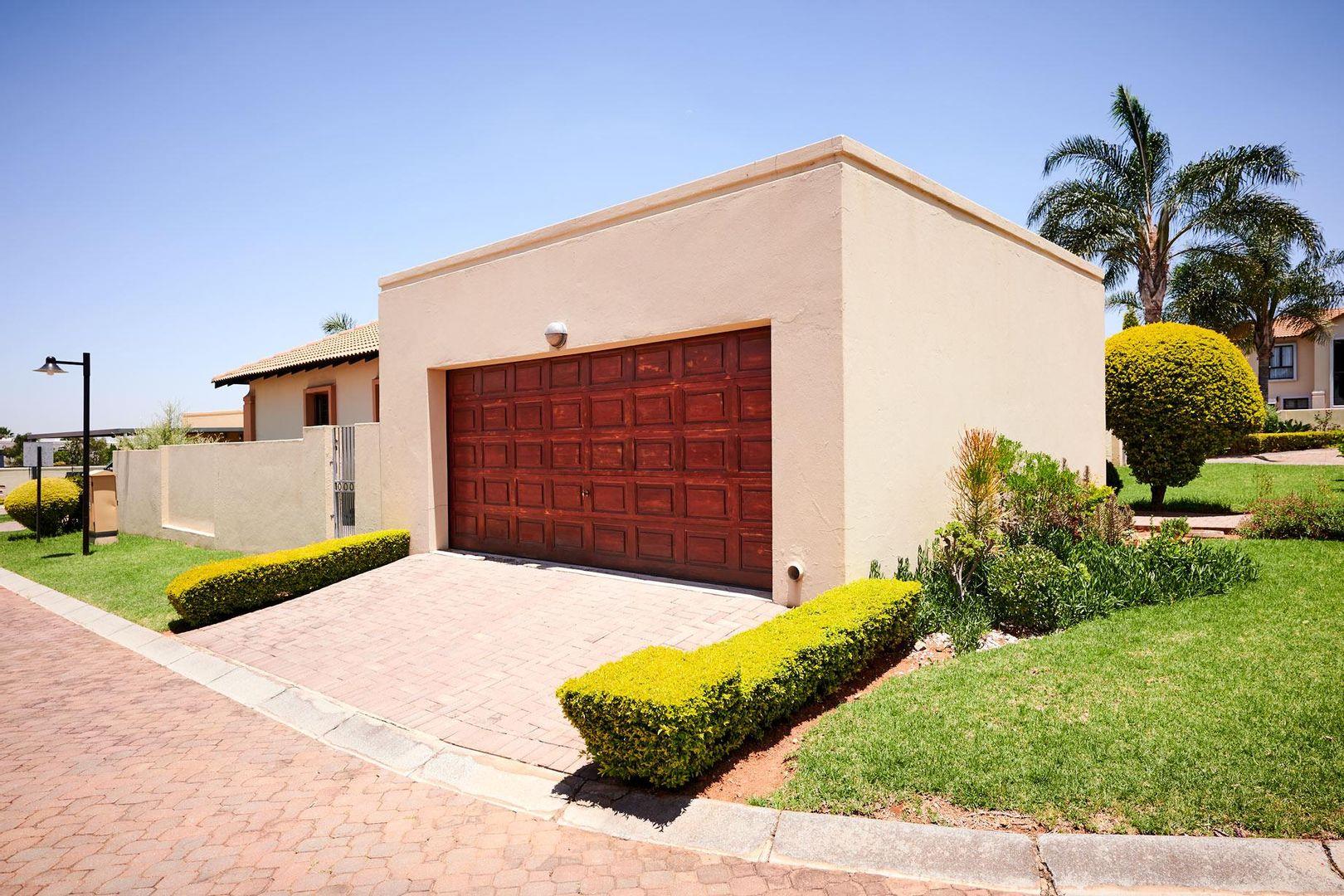 Kyalami Hills Property Property and houses for sale in Kyalami Hills Page 5