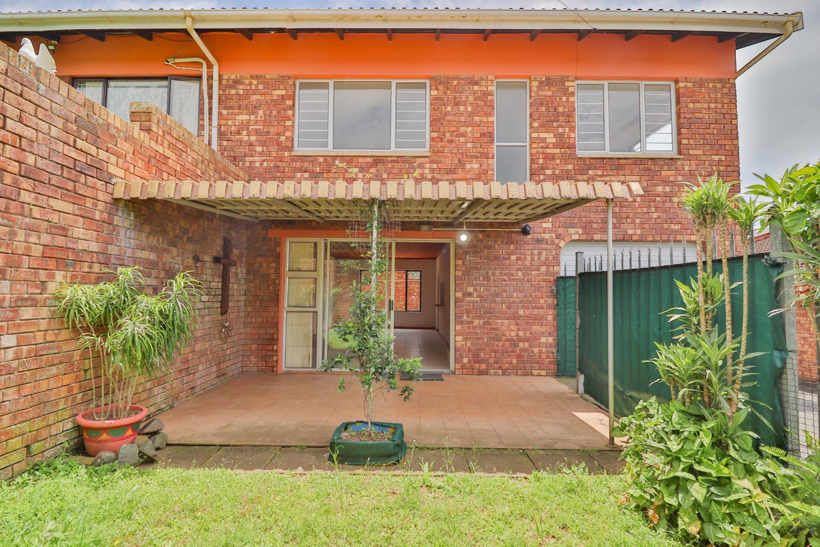 Doonside Property Property and houses for sale in Doonside