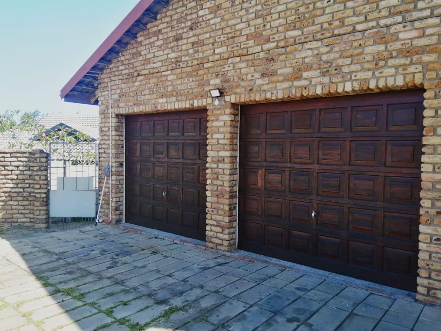 4 Bedroom House to rent in Meer En See P24112239905