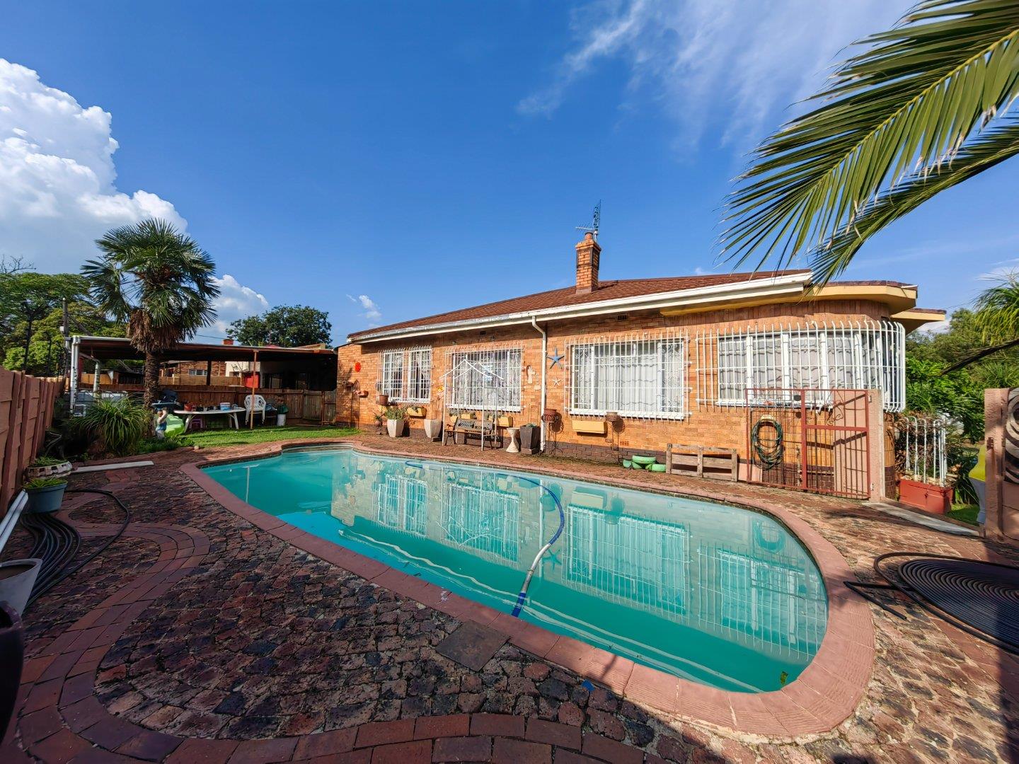 Primrose Hill Property Property and houses for sale in Primrose Hill