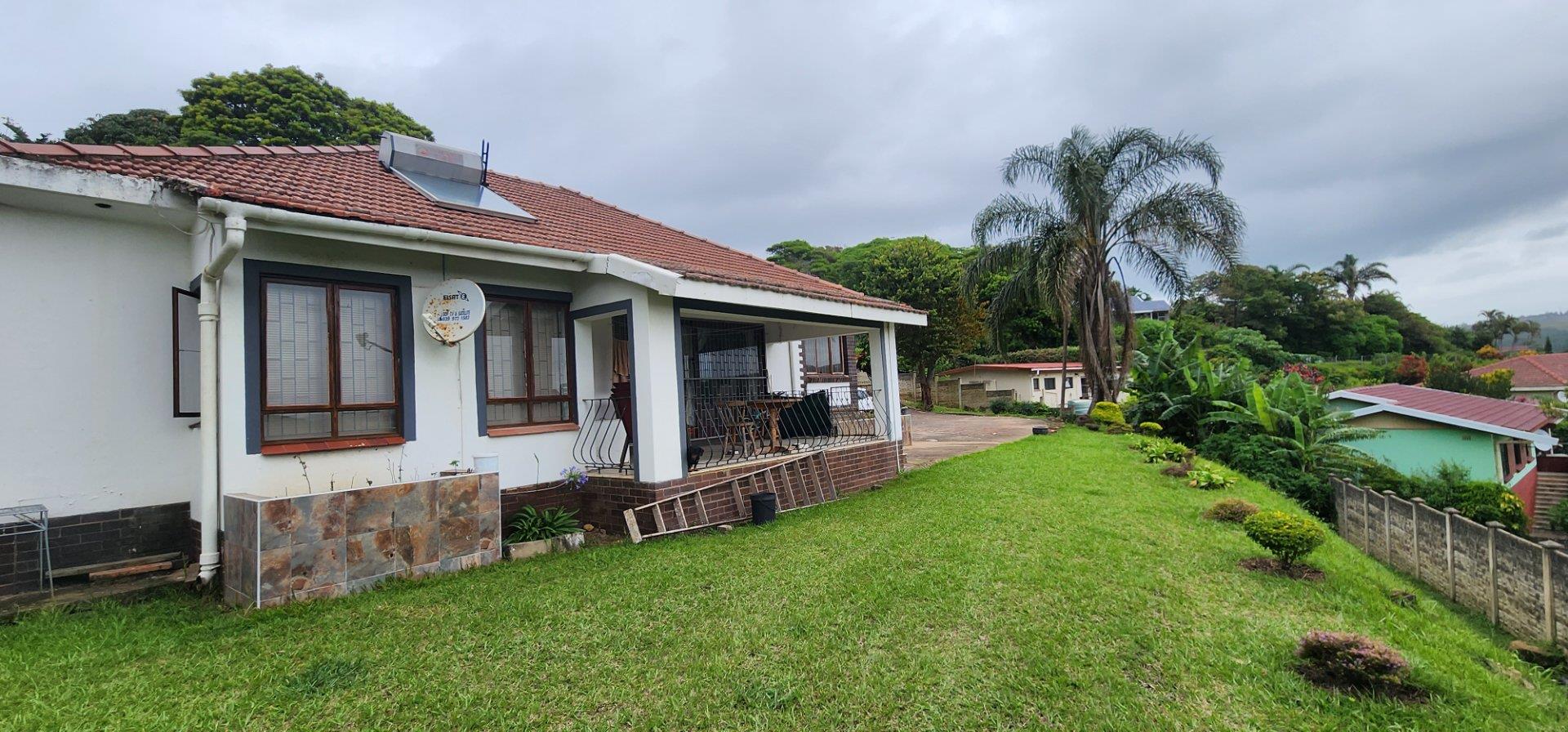 3 Bedroom House for sale in Umkomaas P24112241427