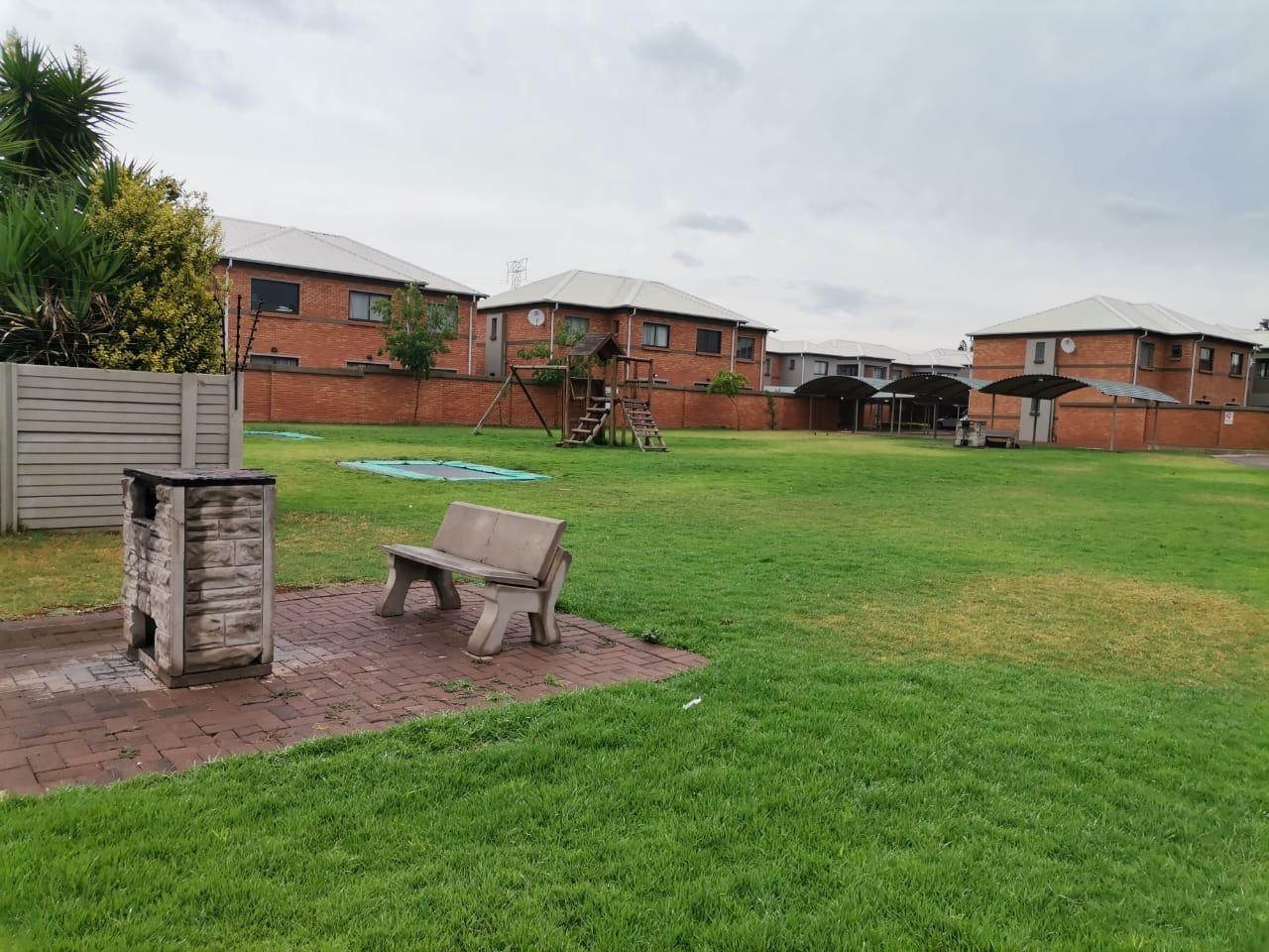 Pretoria West Property Townhouses to rent in Pretoria West